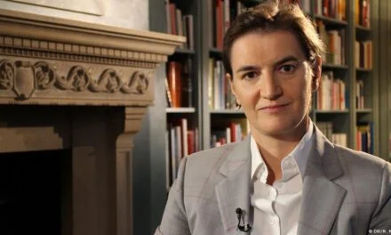 INTERVJU ANE BRNABIĆ: Ako dovoljno čvrsto zatvorimo oči, svijet možda i nestane