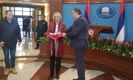 RTRS I BNTV: Entitetske vlasti su na predizbornoj turneji, pljušte pohvale na sopstveni račun