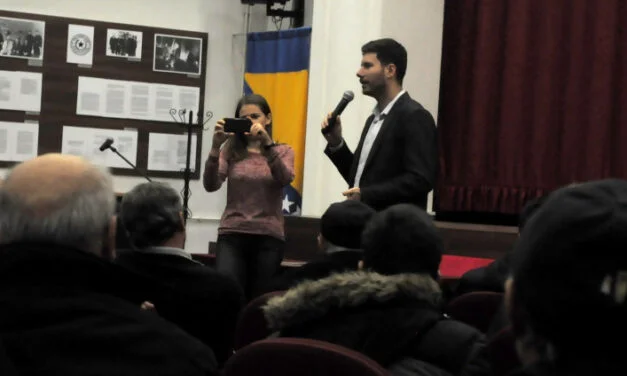 IVAN PERNAR U BIHAĆU: Kako mediji lažu o migrantima