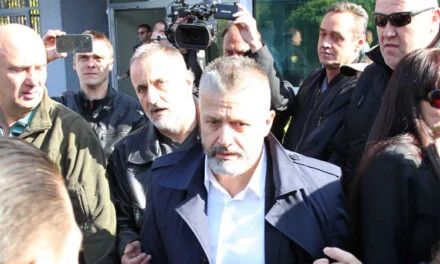 IZ PRAVNOG UGLA: Ratni zločini u raljama nacionalističke politike