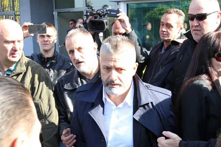 IZ PRAVNOG UGLA: Ratni zločini u raljama nacionalističke politike