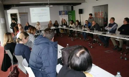 NOVINARI U BIH TRAŽE OMBUDSMENA ZA MEDIJE