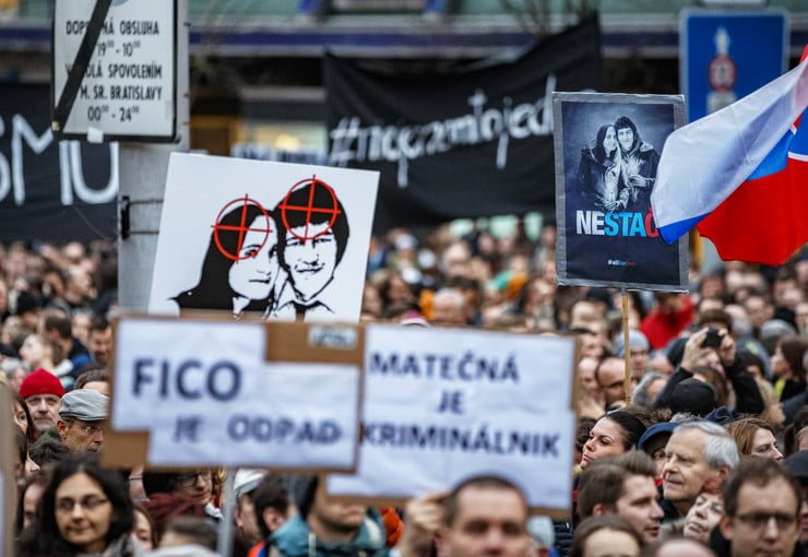 Desetine hiljada ljudi u Slovačkoj povodom godišnjice ubistva novinara