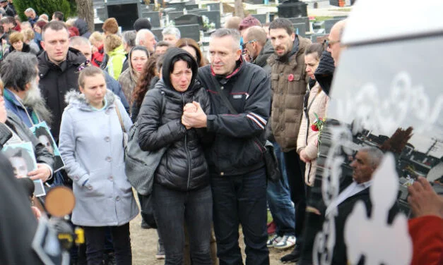 Davide, vidimo se na slobodnoj teritoriji. Sramota je večno naša!
