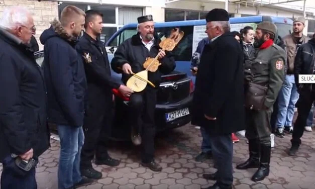 ČETNICI SE POSTROJAVAJU U VIŠEGRADU A BHT1 PITA IL’ JE TRADICIJA IL’ PROVOKACIJA?