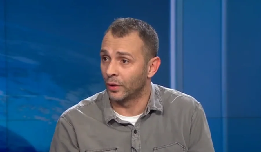 SIPA će ispitati Avdu Avdića, sporna objava dokumenta o dolasku Vučićevog sina na proslavu “dana RS”