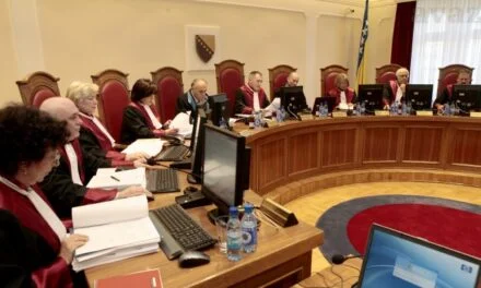 Upućen zahtjev za ocjenu ustavnosti kriminalizacije klevete u RS-u