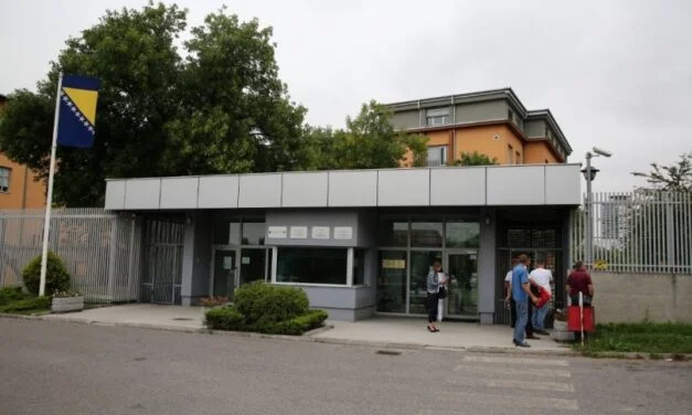 Pravda iza zatvorenih vrata: Samo trećina pravosudnih institucija u BiH odgovara medijima