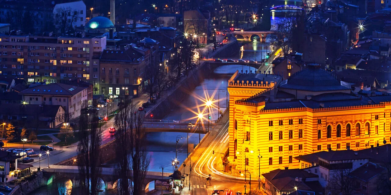 SIGURNOSNA SITUACIJA U SARAJEVU JE IZVRSNA: Predsjednik Skupštine nosa pištolj!