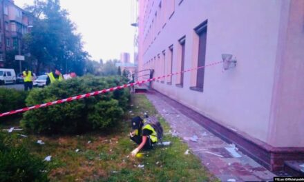 Ispaljena raketa na zgradu televizije u Kijevu
