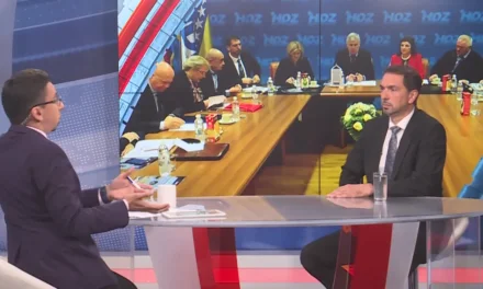 KOMŠIĆ PROTIV ČAVARE: Oštra pitanja i česti prekidi sagovornika