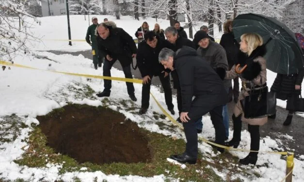 (V)LAŽNE VIJESTI: Novi uspjeh sarajevske Općine Centar – na prostoru Velikog parka grade se stambeni objekat, sportska dvorana i duboki bazen