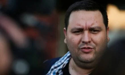 Ne stišavaju se reakcije i osude zbog postupanja policije prema novinaru Indexa Gordanu Duhačeku