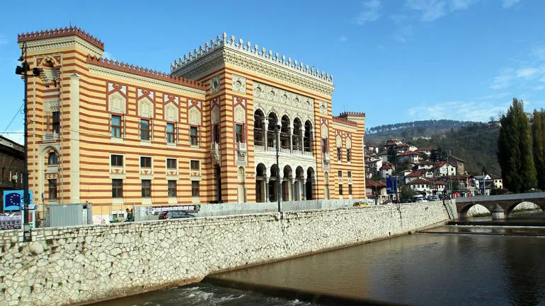 ŽIVI SAHRANJENI: Za života balzamovani i prigodno zagipsani