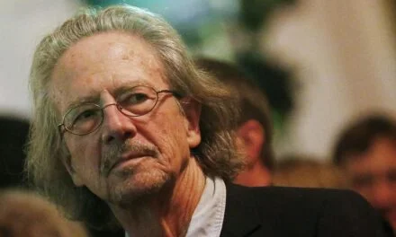 HANDKE I ANGAŽMAN: Kameni torzo s amputiranom desnom rukom