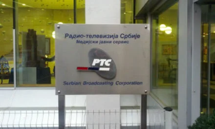 Studenti u Srbiji tvrde da njihovi protesti ne dobijaju odgovarajuću pažnu na javnom RTV servisu