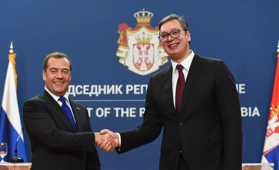 BHT1 I FTV: Medvedev u Beogradu i na Dnevniku 2 u Sarajevu