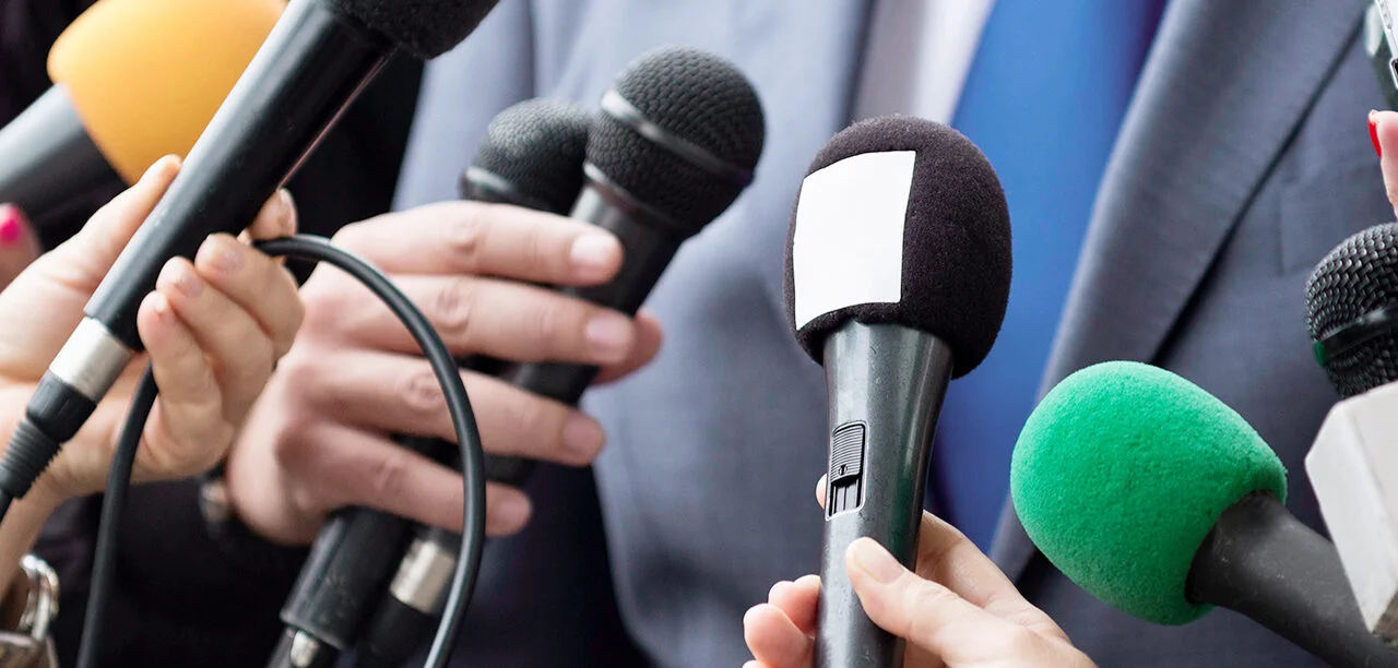 Novinarki koja nosi hidžab odbijeno izdavanje press iskaznice u Francuskoj