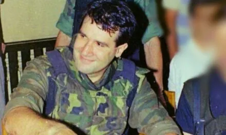 Ako ima još neko kome je Caco heroj nek se javi da se poblokiramo kao ljudi!