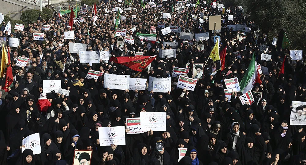 Iran ograničava pristup internetu dok je u protestima izgubljeno 11 života