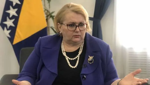 Lažni profil ministrice Turković