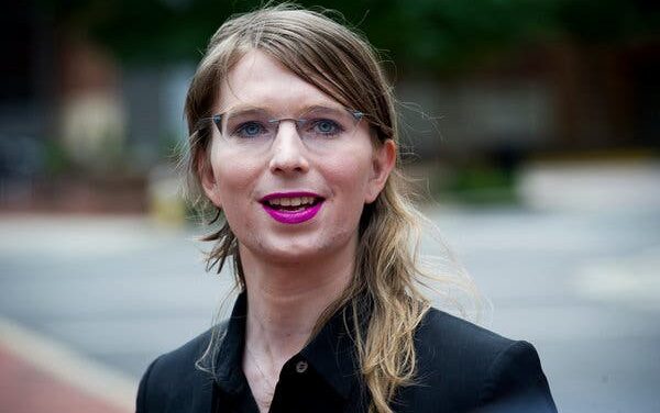 Nakon pokušaja samoubistva Chelsea Manning sudija naredio oslobađanje iz zatvora
