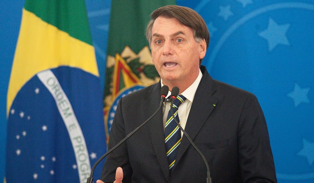 Facebook i Instagram povukli Bolsonarove snimke jer šalju lošu poruku