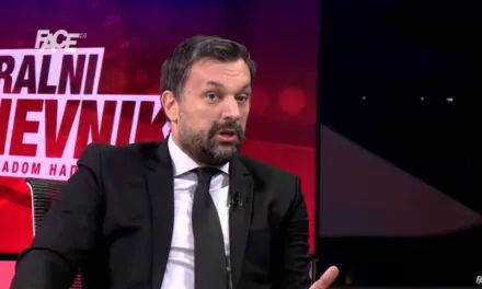 KONAKOVIĆ KOD HADŽIFEJZOVIĆA: Prijateljsko ćaskanje