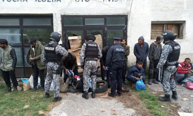 IZBJEGLICE U BiH: Kršenje ljudskih prava uz prešutno odobravanje EU