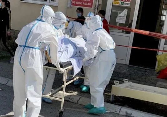 EPIDEMIJA U NOVOM PAZARU: Kad mediji i političari gaze preko leševa