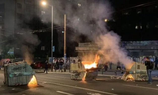 Kako su reporterke i snimatelji N1 iznijeli proteste u Beogradu