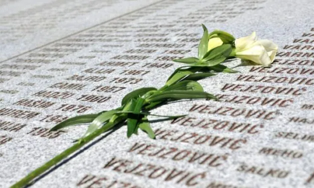 GENOCID U SREBRENICI: Između života i paralelne stvarnosti
