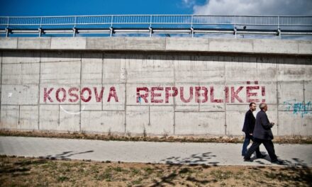 Političari na Kosovu se inate, dok građani pate