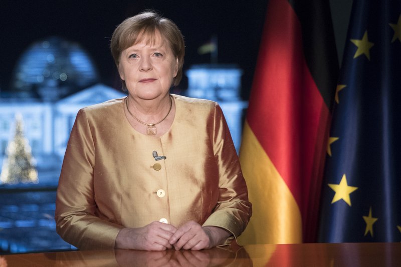Angela Merkel napala Twitter zbog zabrane profila predsjednika SAD-a
