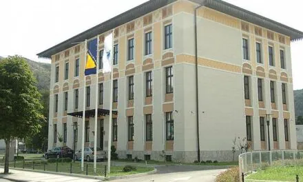 Gradsko vijeće Mostara mora osigurati prostor novinarima za neometano praćenje sjednica
