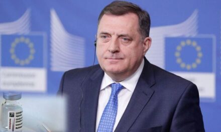 RTRS I BNTV: Milorad Dodik između navodne NATO otmice i srednjeg prsta novinarima