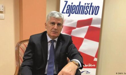 ADIS NADAREVIĆ: Hercegovina gori, a Čović se kupa. Pa već je ugasio Aluminij, ne može sve sam!