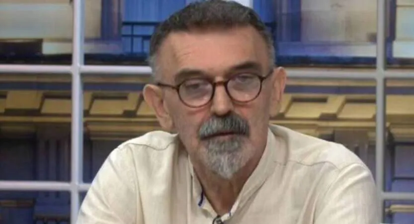 ZOO PRIČA KOJU NISMO TRAŽILI: Vučić štiti Kornjaču, a u drugu državu šalje Kobre!