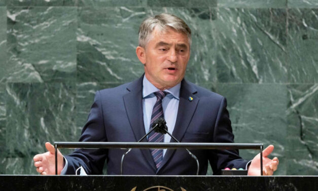 BHRT prekinuo direktan prijenos obraćanja Komšića