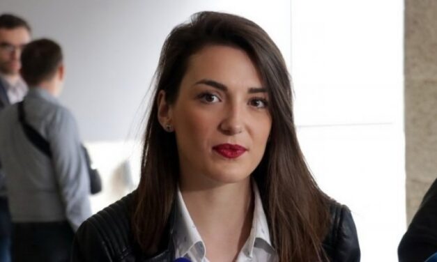 FRONTALNI NAPAD NA LANU PRLIĆ: Šta nam antivakseri poručuju s 33.000 komentara ispod benigne objave o vakcinaciji?