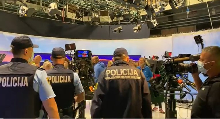 Antivakseri upali u studio slovenske javne televizije: „Ovo je opasan napad“
