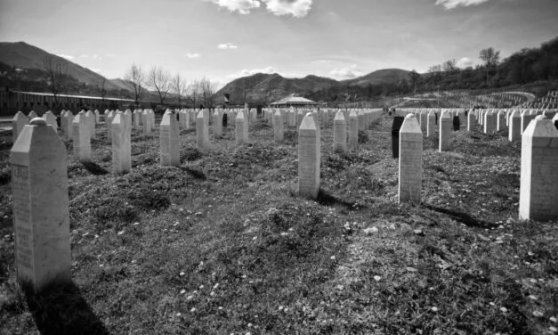 RETORIKA GENOCIDA: Sabornost Poezije na skupštini srpskog naroda