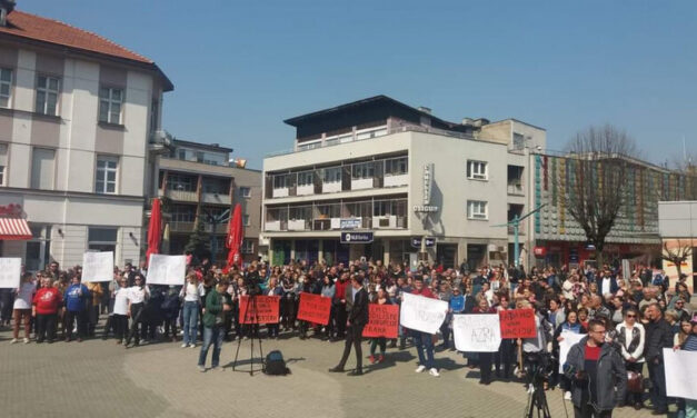 BHT1 I FTV: Zašto protesti u Bihaću nisu u prvim minutama Dnevnika?