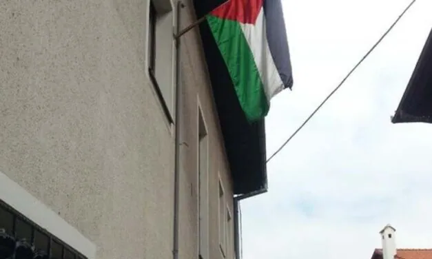 U palestinskoj ambasadi u Sarajevu otvorena knjiga žalosti za ubijenu novinarku