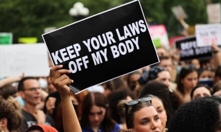 AMERIKA I ABORTUS: Vrhovni sud protiv prava žena
