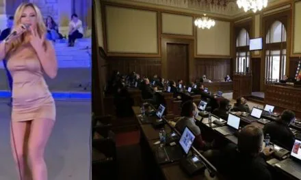 Draža nam je haljina Lidije Bačić od kompletnog Gradskog vijeća Sarajeva