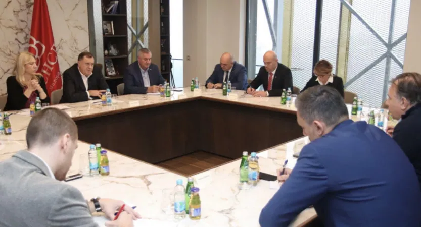 BHT1 I FTV: Uticaj vinske destilerije na političke pregovore u BiH