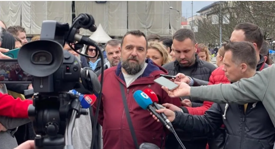 Protesti u Banjoj Luci zbog kriminaliziranja klevete i cenzure medija
