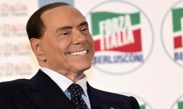 SILVIO BERLUSCONI: Odlazak najvećeg političkog klovna