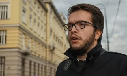 ŠTA (NE) PIŠE U ZAHTJEVIMA ZA OCJENU USTAVNOSTI KRIMINALIZACIJE KLEVETE U REPUBLICI SRPSKOJ?